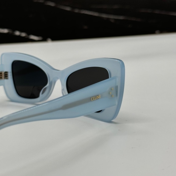 NEW CL40236I 84A CELINE BLUE GREY BUTTERFLY WOMEN CELINE SUNGLASSES - Picture 9 of 12